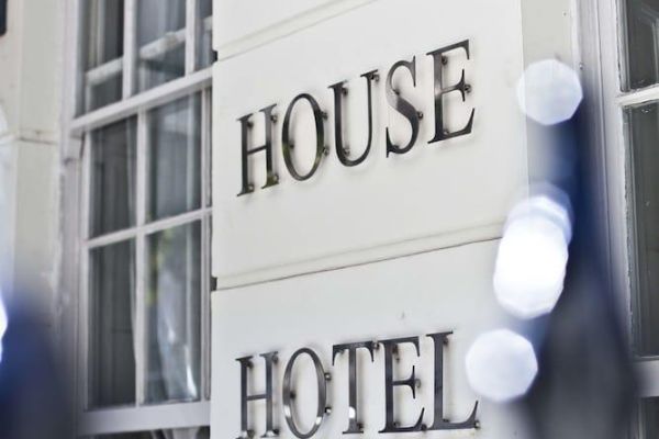 Griffin House Hotel (London)